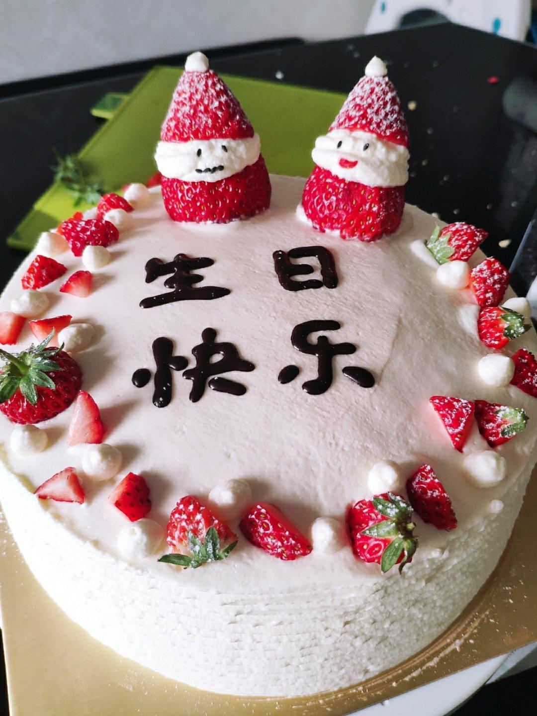 草莓戚风生日蛋糕