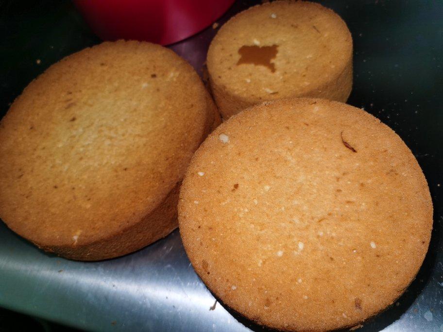 零失败的戚风蛋糕（超详细，附多组视频）2019.10.18更新（附6寸 8寸 10寸配方）