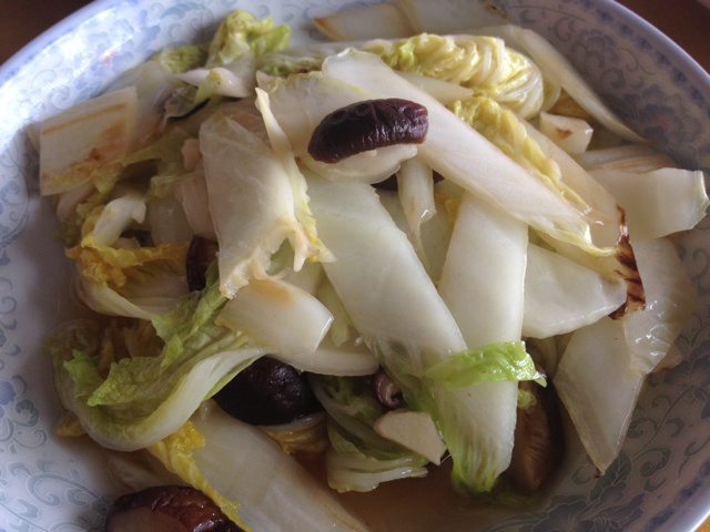 娃娃菜炒香菇