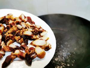 超下饭的芦笋炒腊肉的做法 步骤9