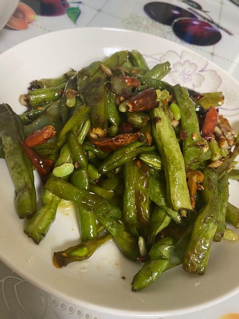 非常简单美味的家常菜～干煸四季豆