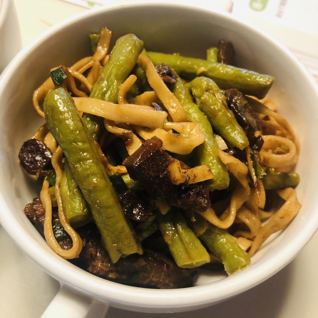 豆角焖个面