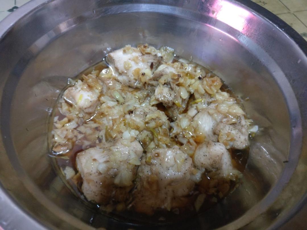 蒜蓉蒸鸡胸（鸡腿）