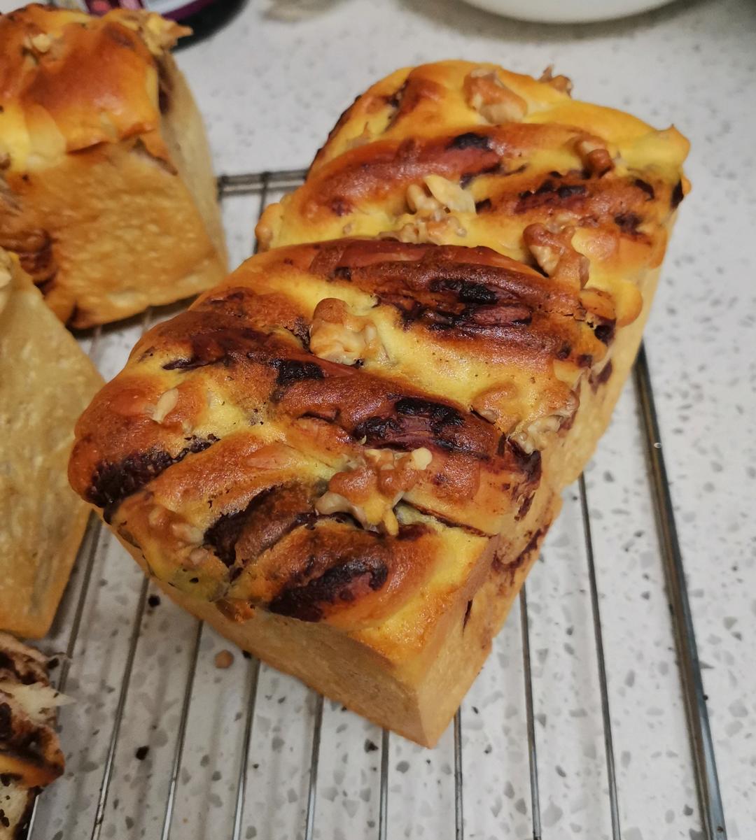 复刻网红面包店招牌枫糖核桃吐司，你觉得像不像？