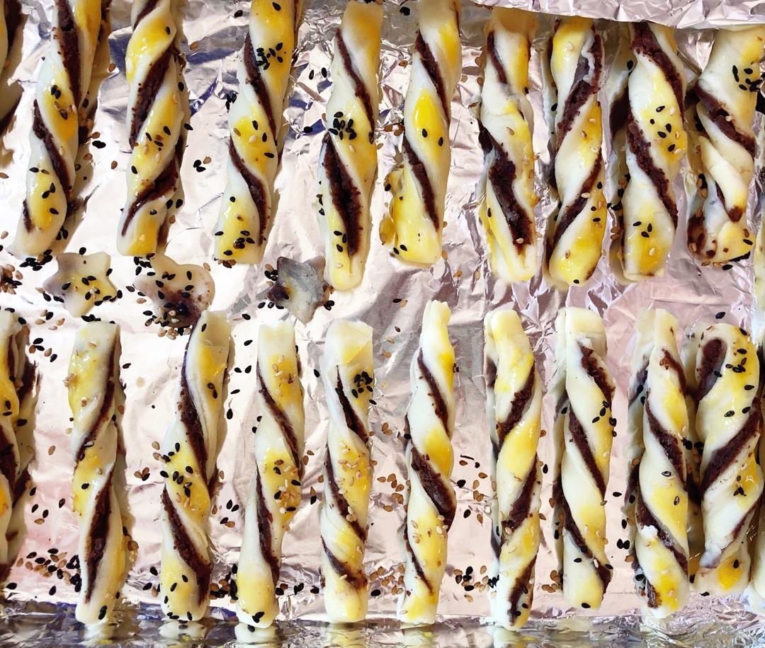 ㊙️酥到掉渣❗️🔥好吃到舔手指的豆沙扭扭酥❗️