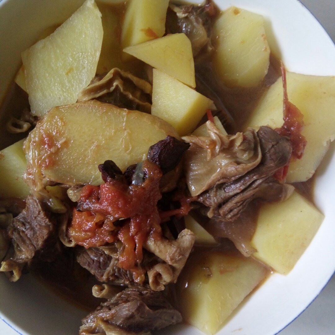 番茄土豆炖牛腩
