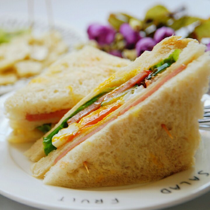 安小妮的小情绪做的堂妈小厨三明治