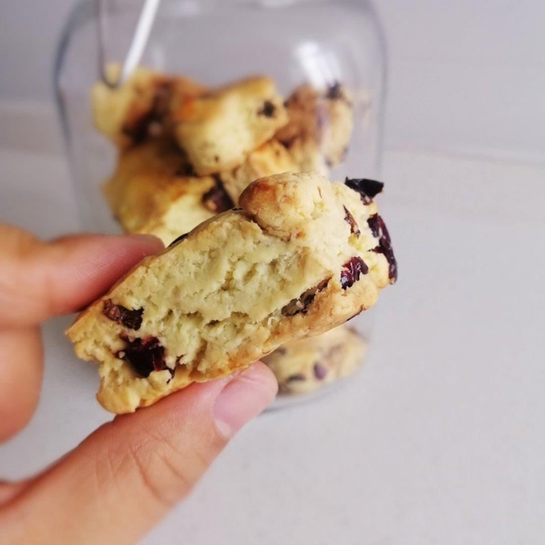 不用醒面，一次成功的葡萄干司康，好吃到爆