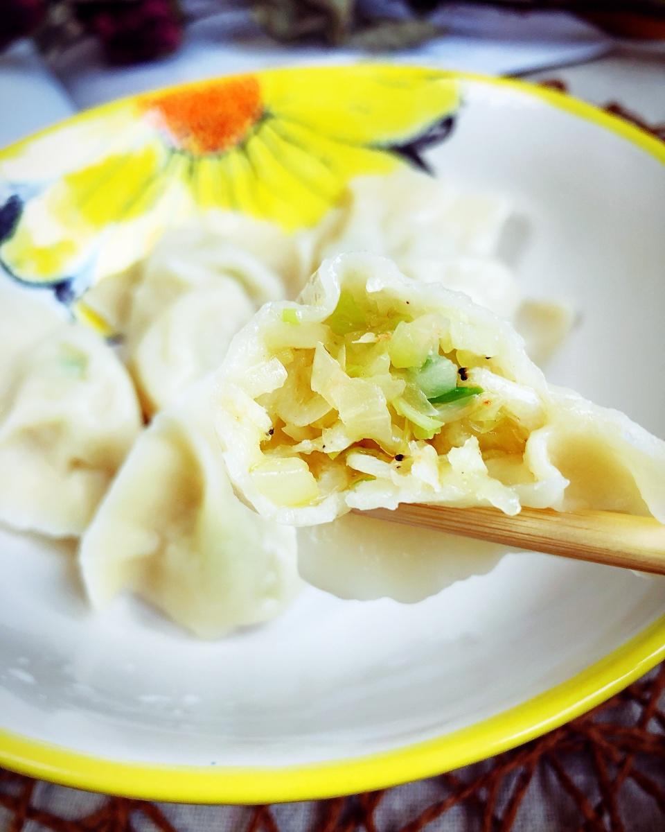 壮壮mom做的白菜虾米素水饺