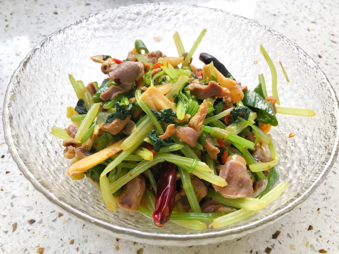 芹菜炒鸡胗