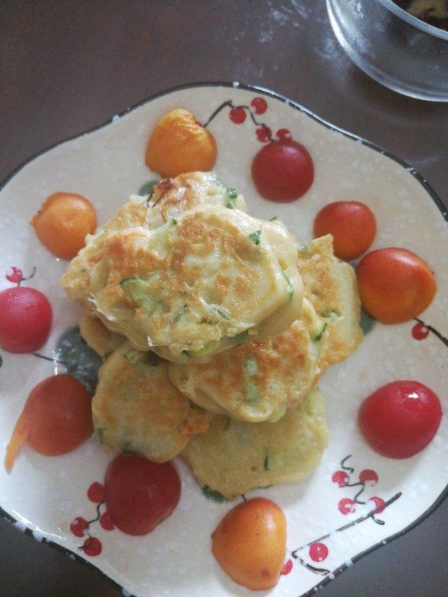 黄瓜鸡蛋虾仁饼