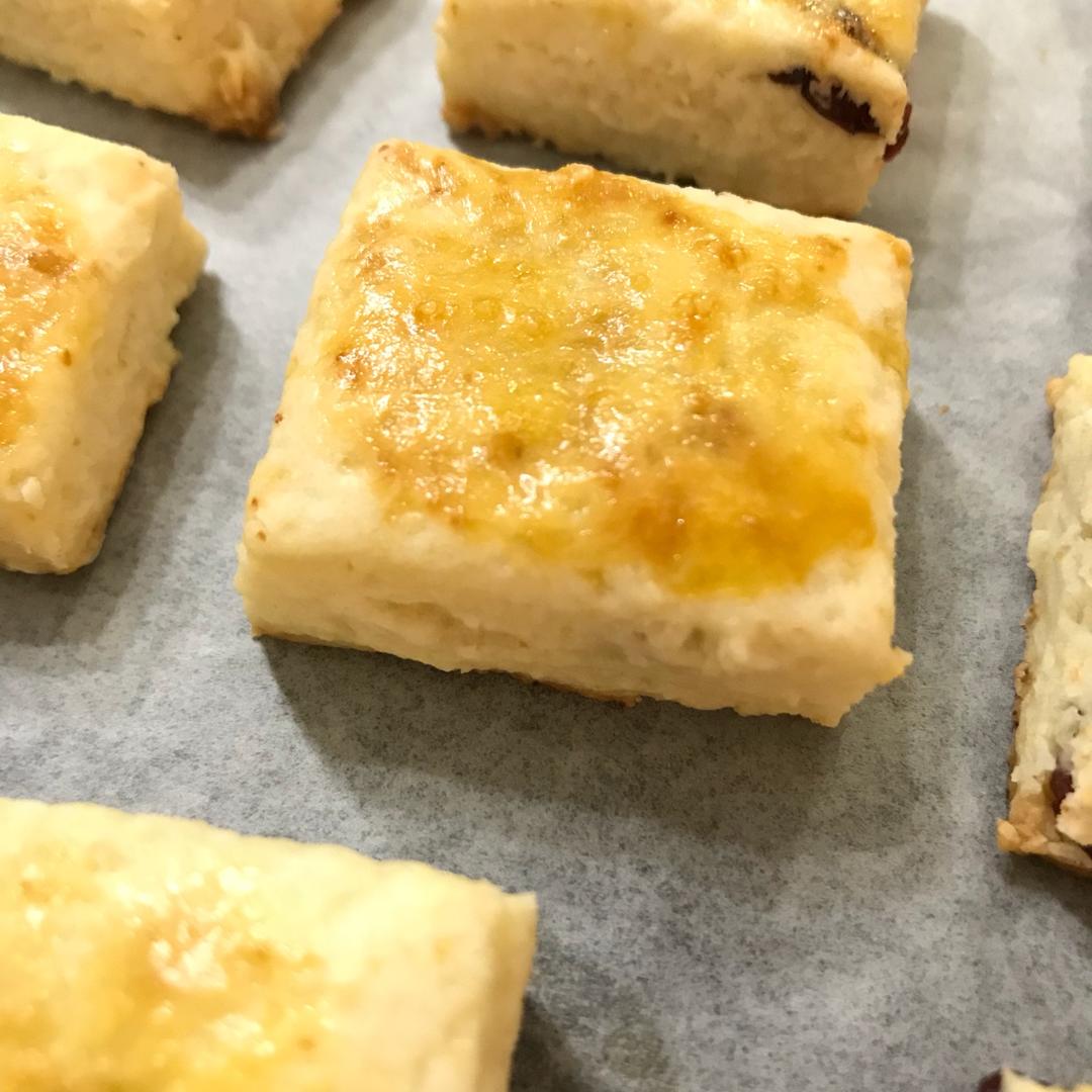 快手淡奶油蔓越莓司康（零失败）