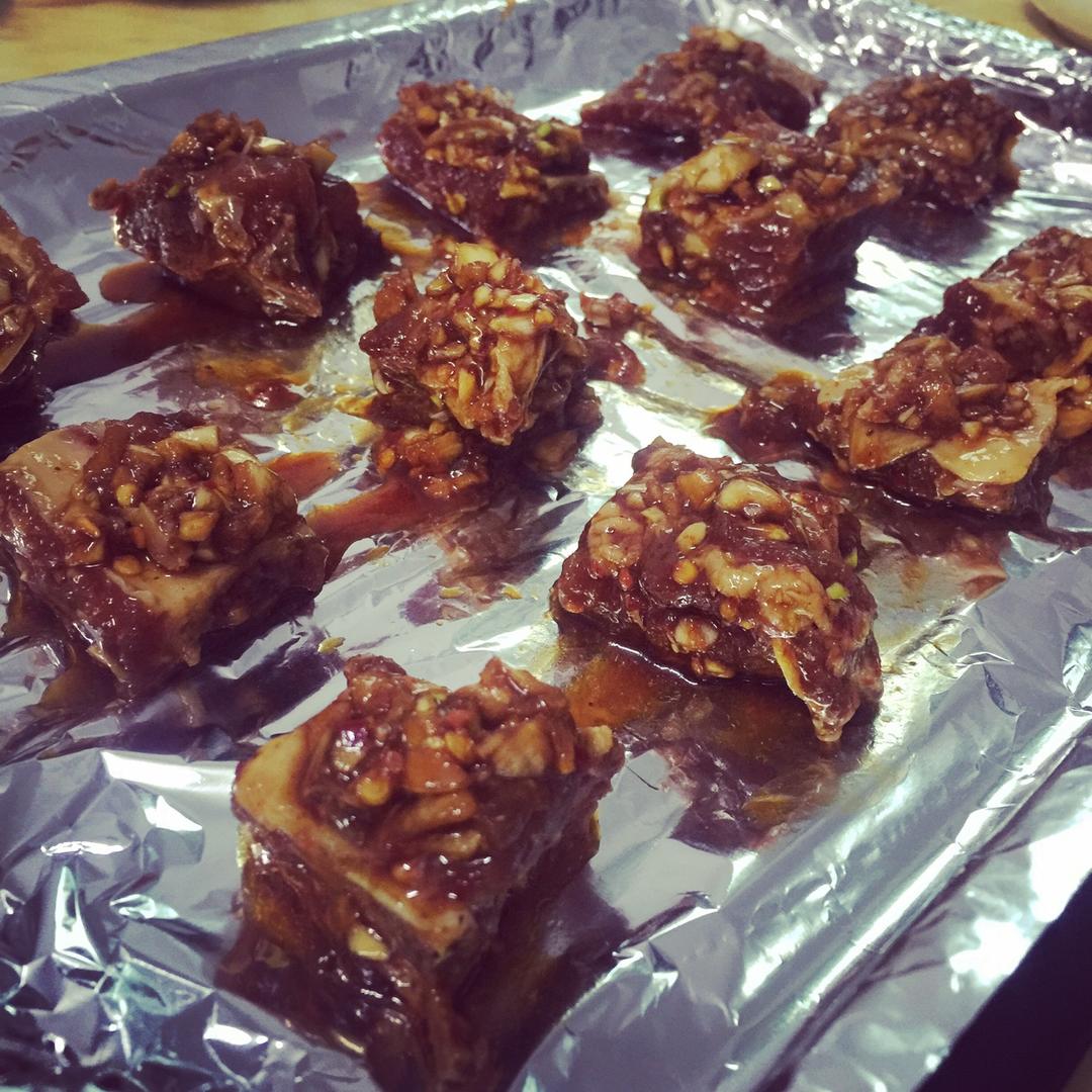 香到骨头里的蒜香排骨（烤箱）