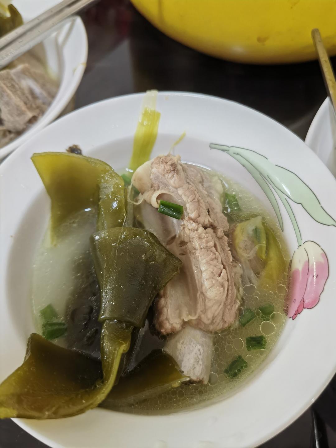 海带排骨汤
