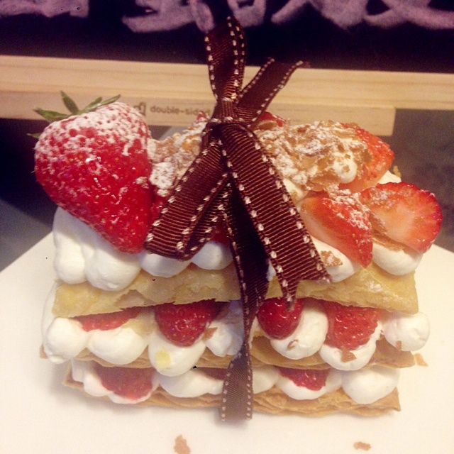 草莓拿破仑（呱呱杯夹馅儿更好吃哟！）