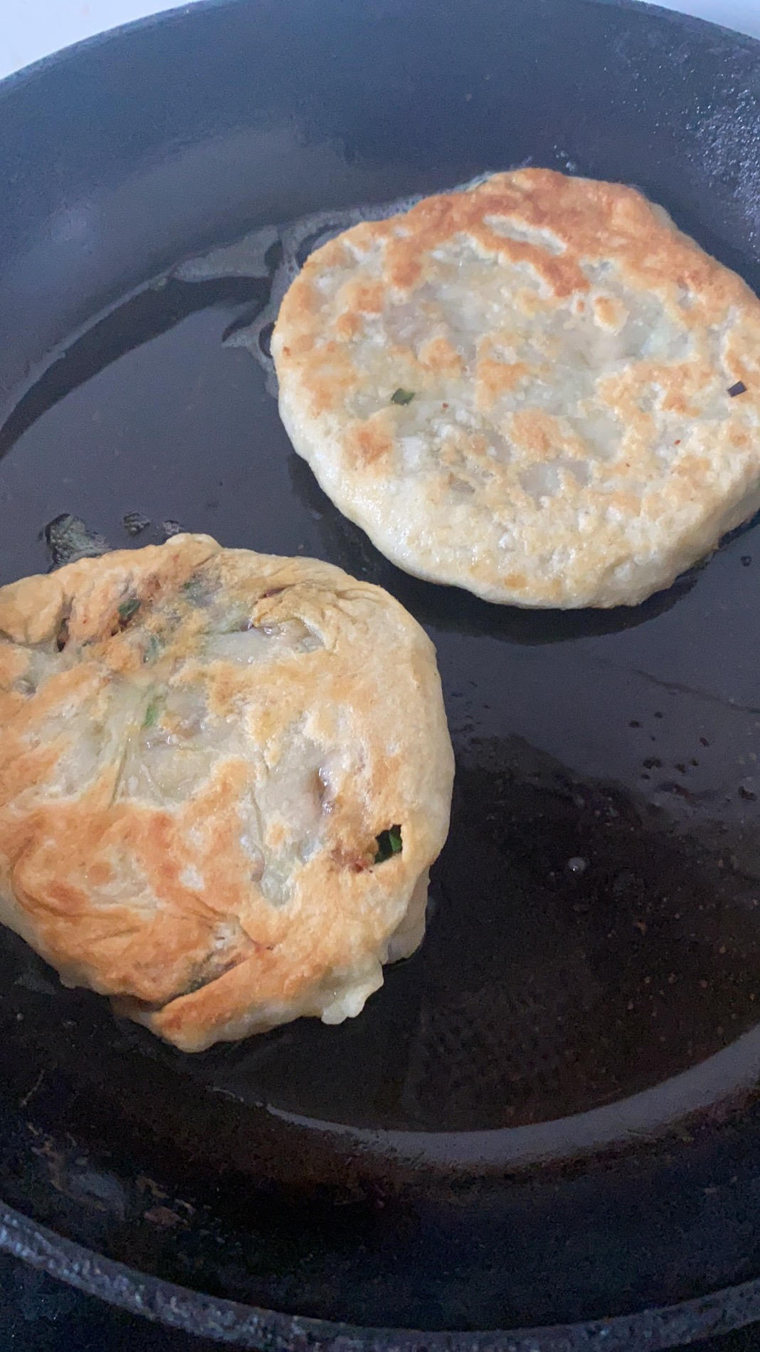 皮薄如纸的韭菜馅饼|免揉面法