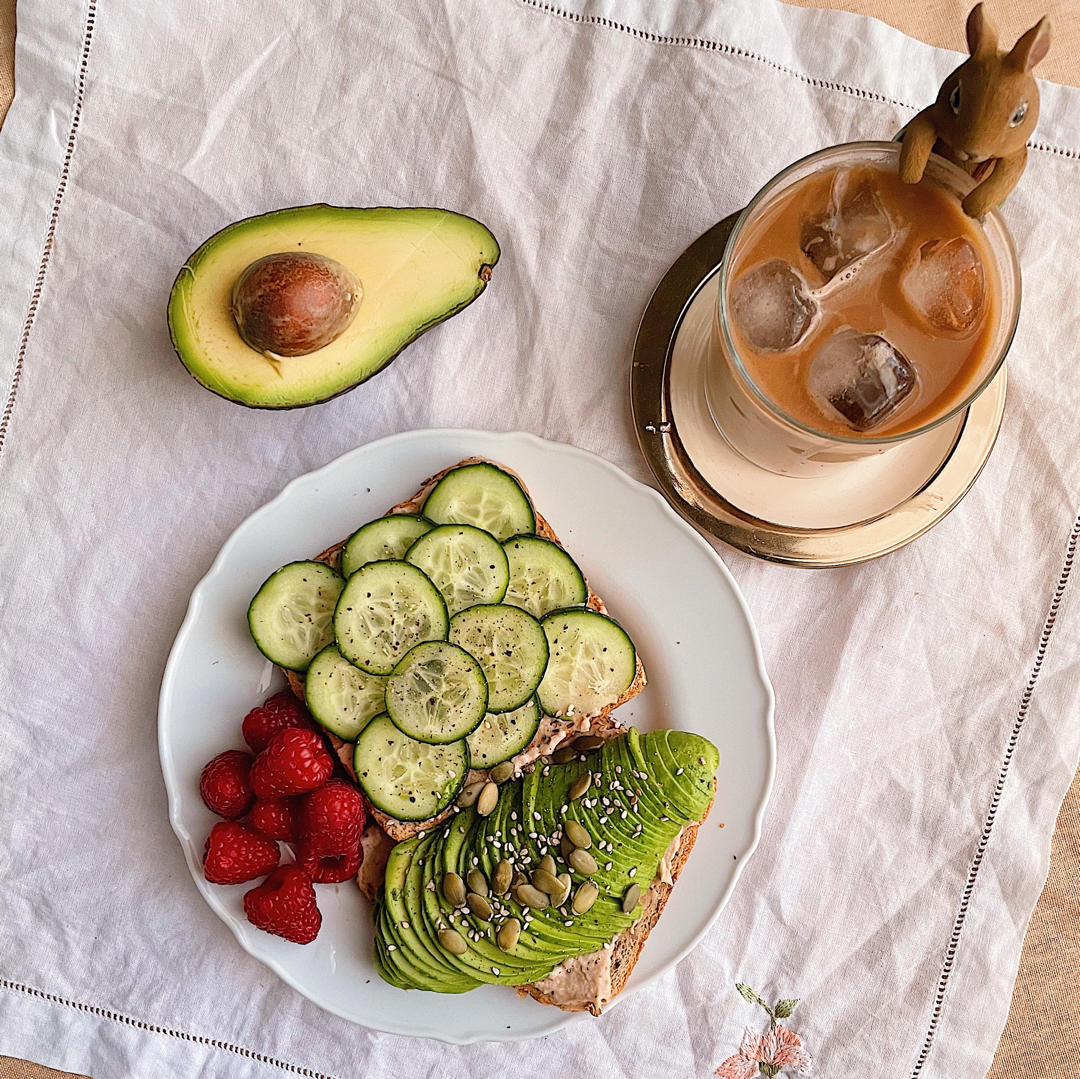 低卡路里！美味又健康的鳄梨🥑鹰嘴豆酱Hummus