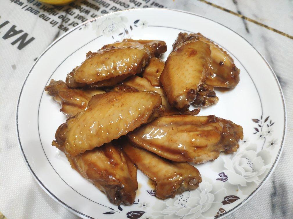 厨师长教你：“可乐鸡翅”的家常做法，味道鲜嫩可口，先收藏起来