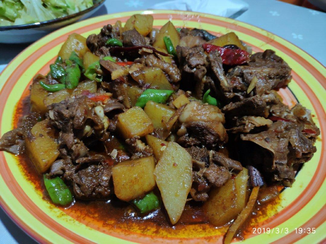 超下饭的新疆大盘鸡