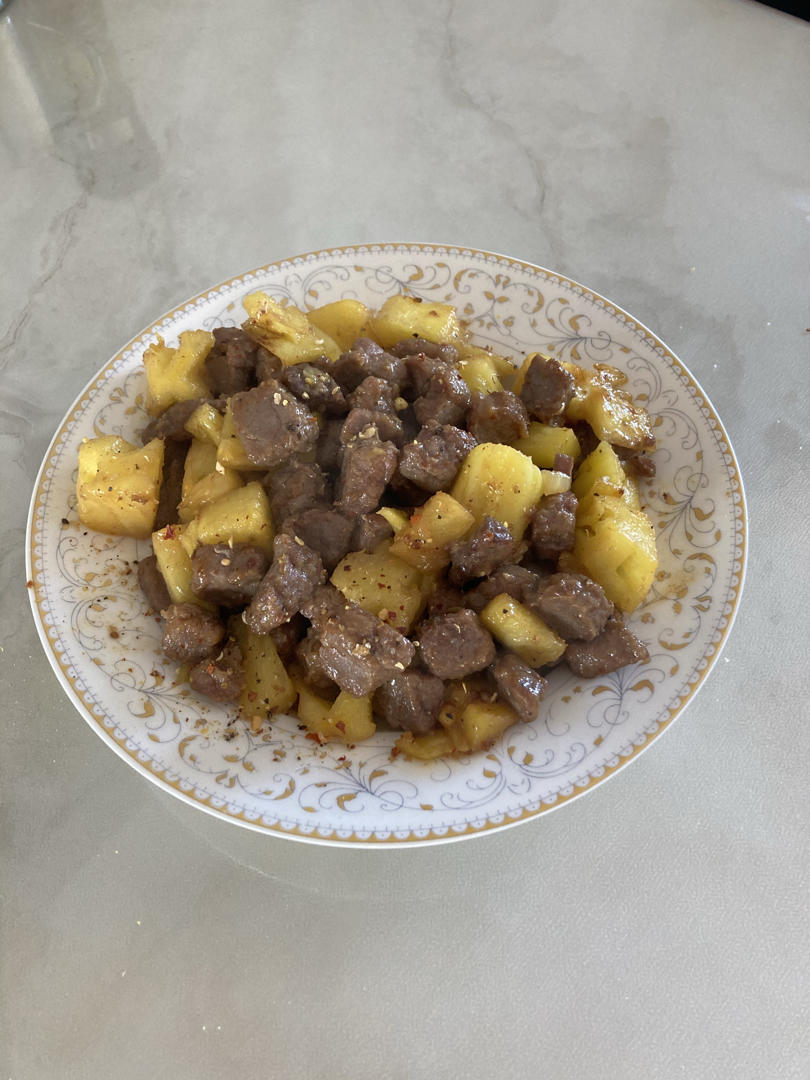 黑椒菠萝牛肉粒 好吃到停不下来