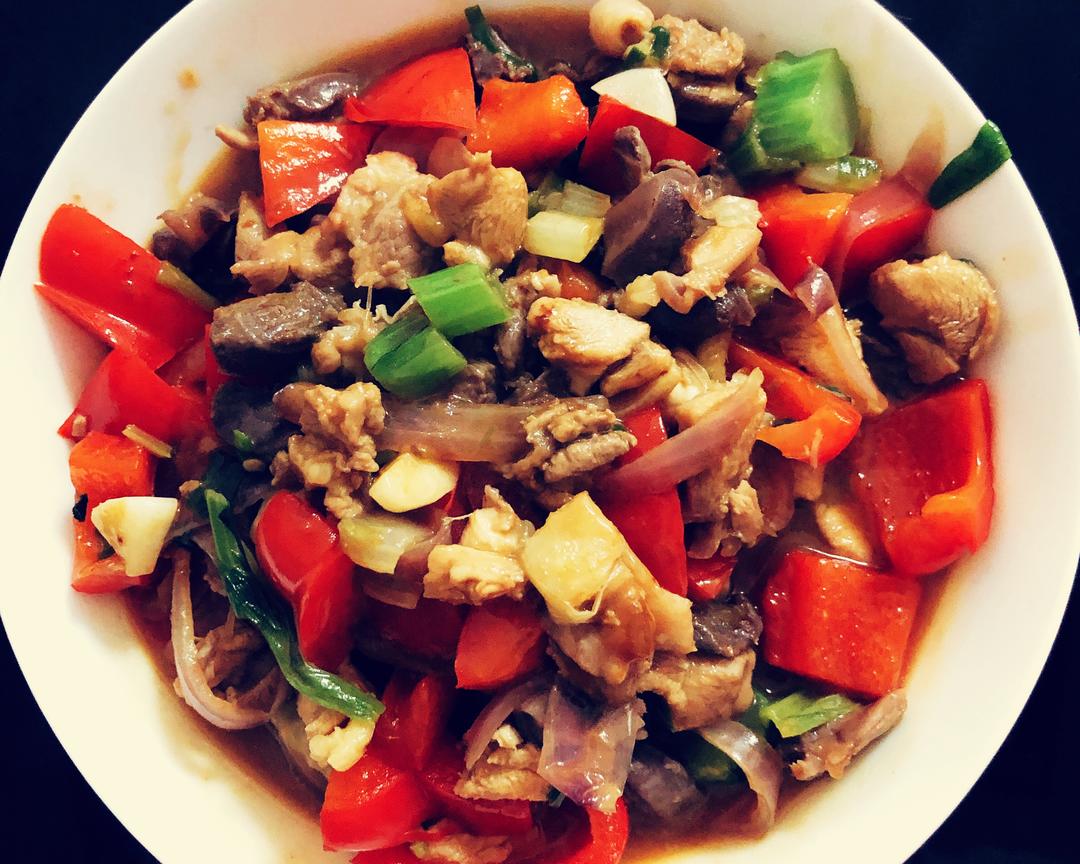 红红火火炒鸡杂的做法