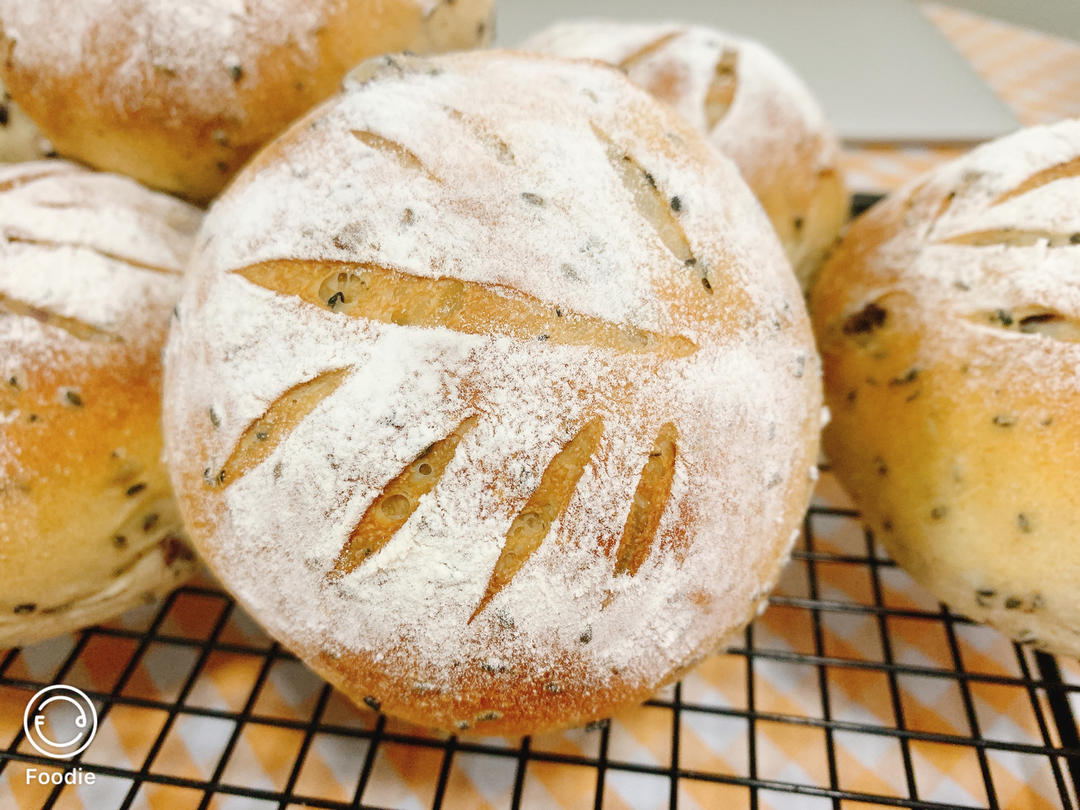 低油低糖--提子核桃软欧