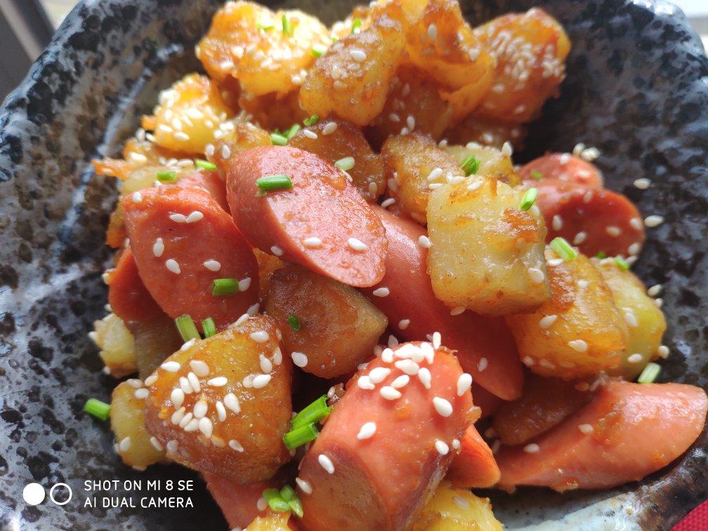 香辣过瘾的孜然土豆火腿，比路边摊还好吃