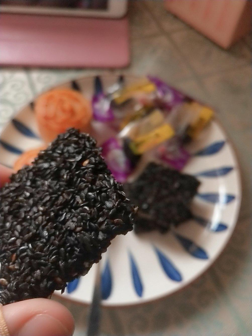 健康黑芝麻薄饼（仅需三步）