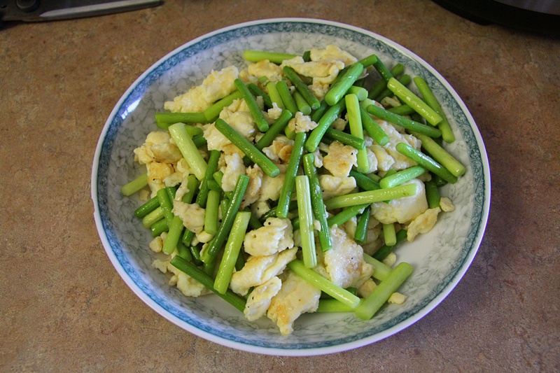 蒜薹炒鸡蛋