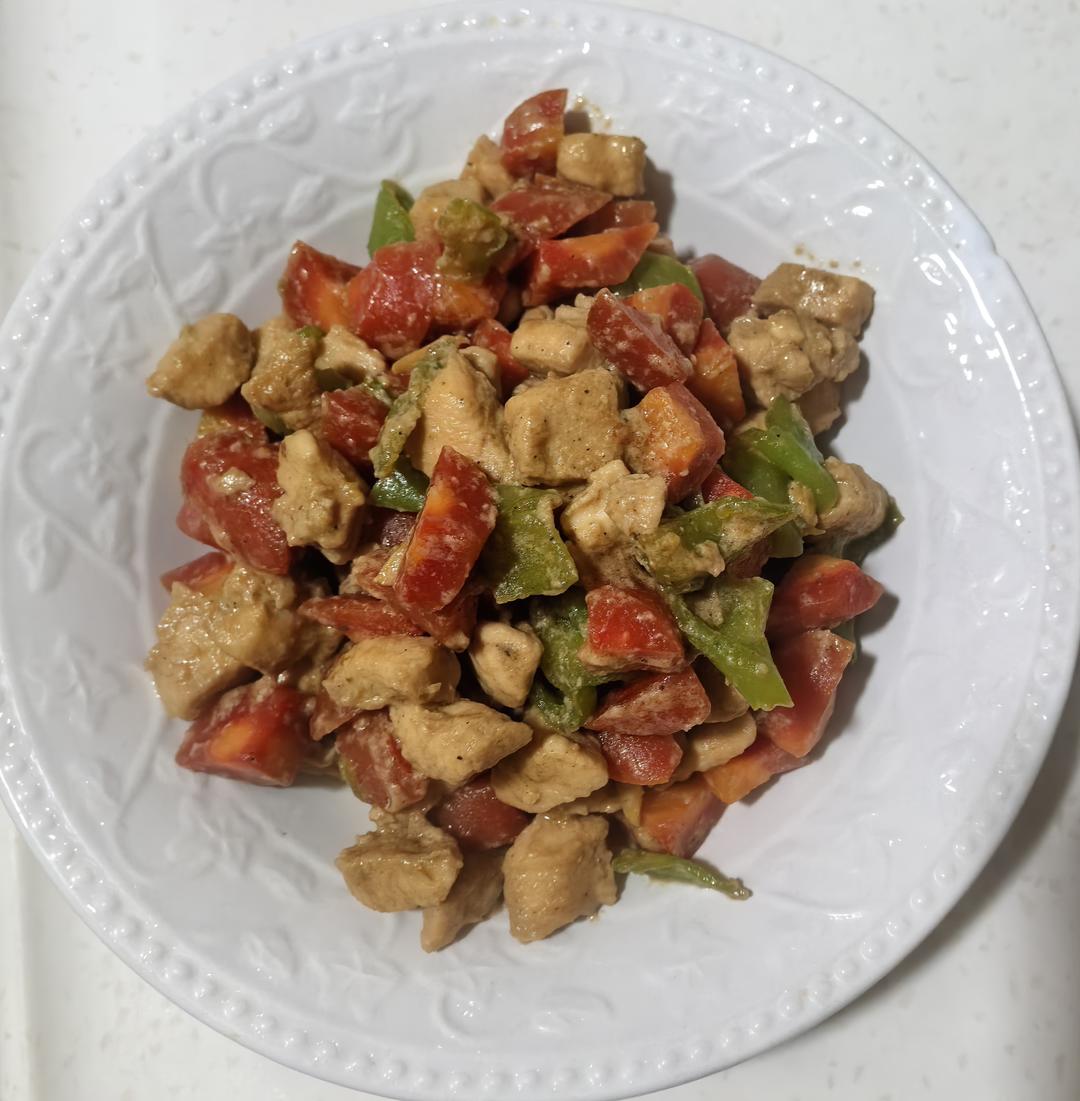 土豆胡萝卜炒肉丁