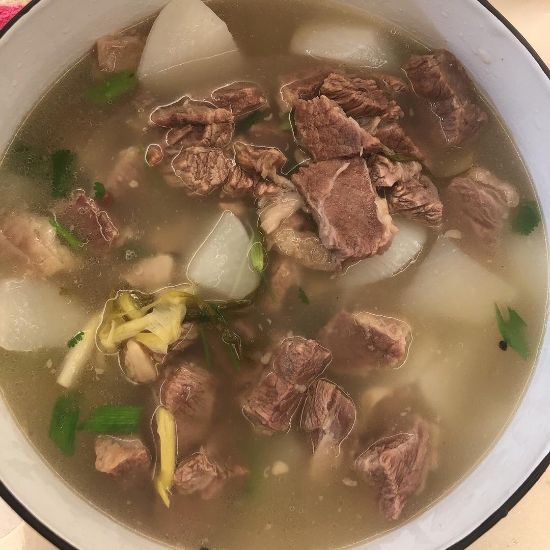 白萝卜牛腩汤（含清炖牛肉做法）
