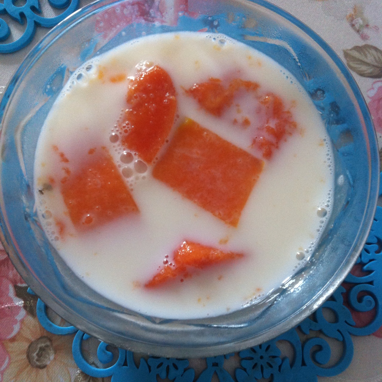 鲜奶炖木瓜