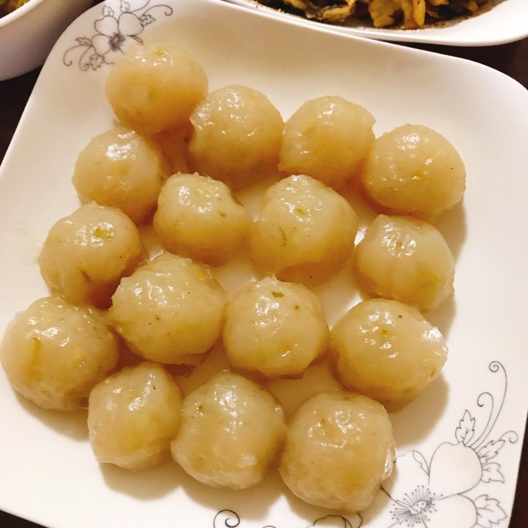 陕北特色小吃——黑愣愣(洋芋馍馍)的全部作品