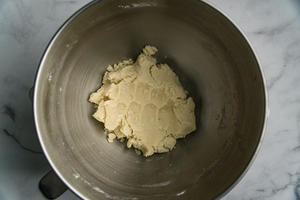 「食·日本北海道」朗姆葡萄乾奶油夹心饼乾，マルセイ バター サンド的做法 步骤5