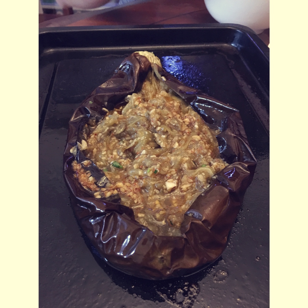 CC招牌菜销魂烤茄子，百吃不厌！