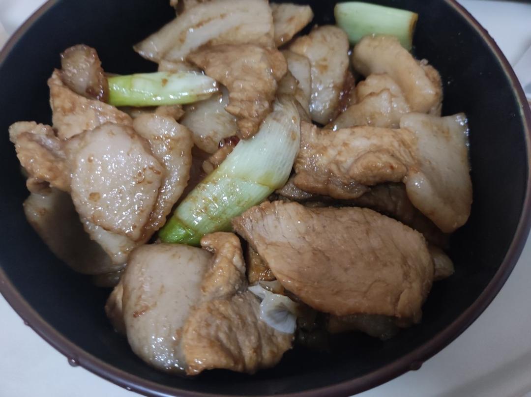 蒜苗炝炒嫩肉片（零基础炒好一道超爱的下饭菜）