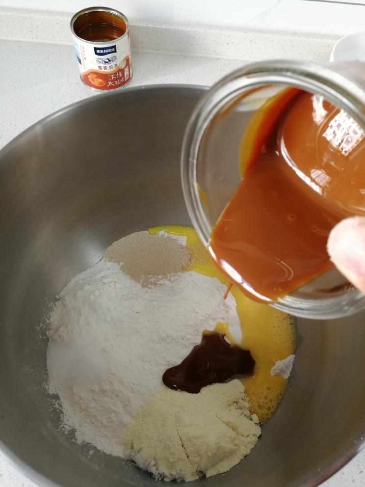 纯奶手撕吐司的做法 步骤1