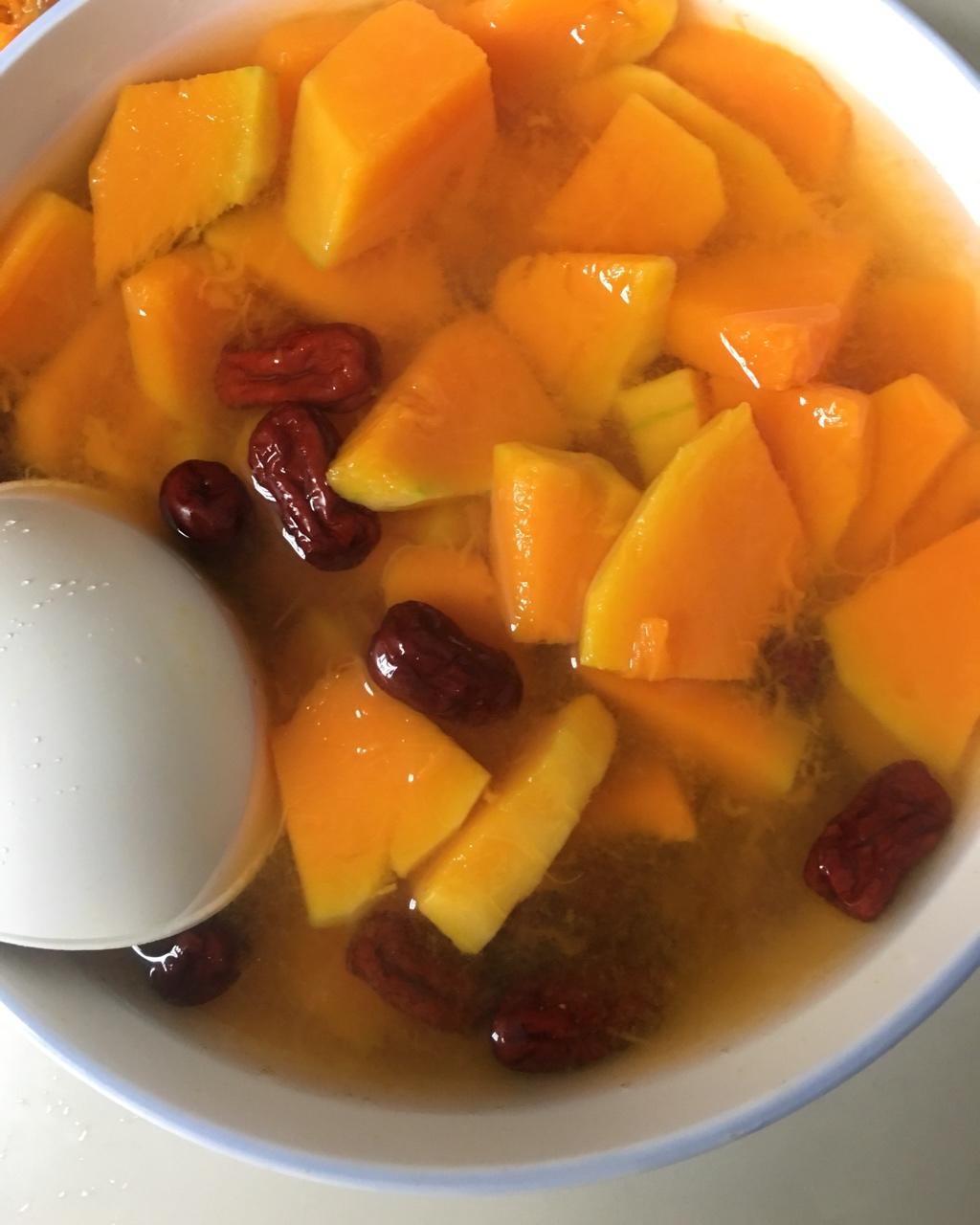 秋田小町米做的南瓜红枣汤