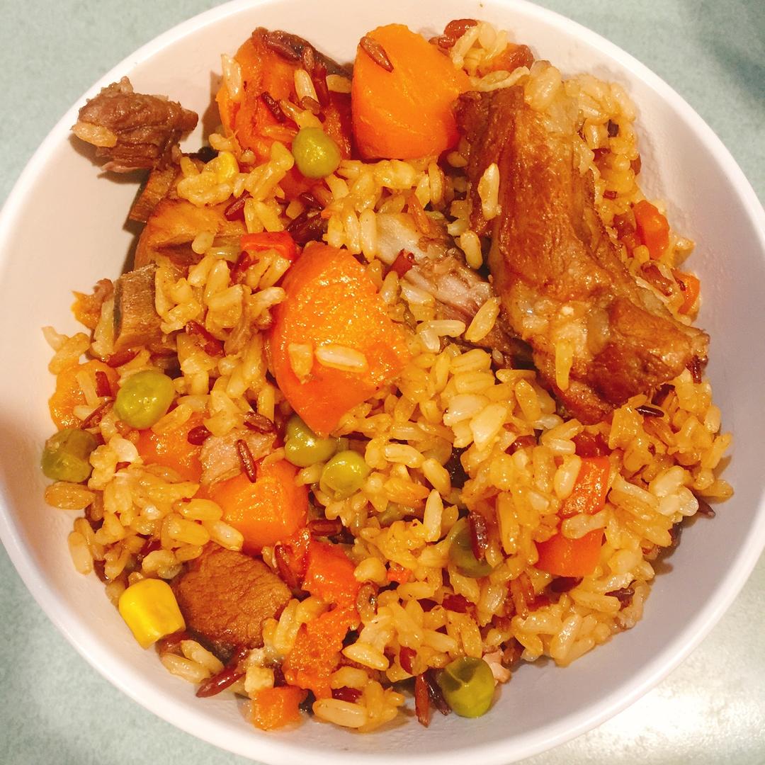 喷香排骨焖饭（爆好吃）