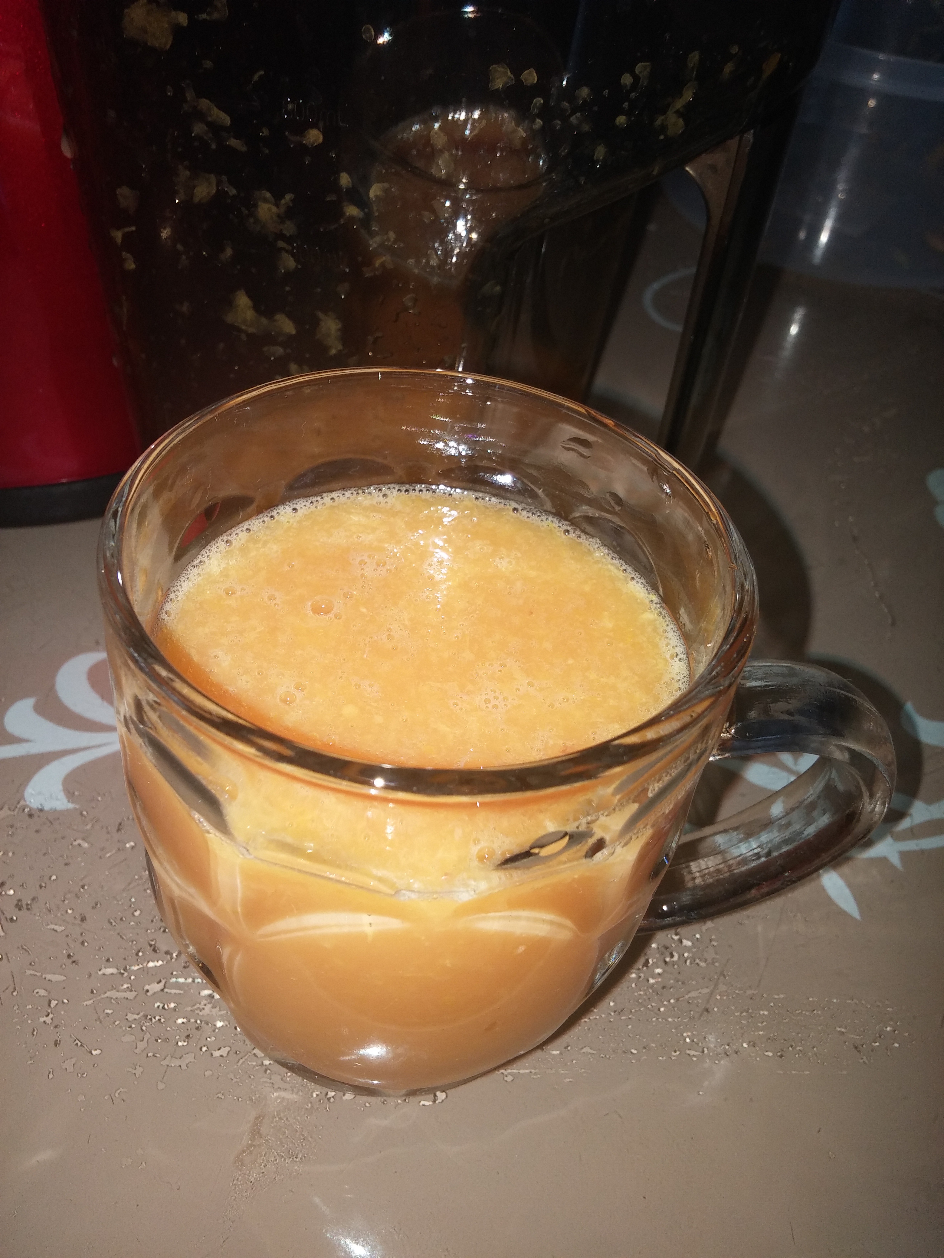 鲜榨果汁（苹果+橘汁）