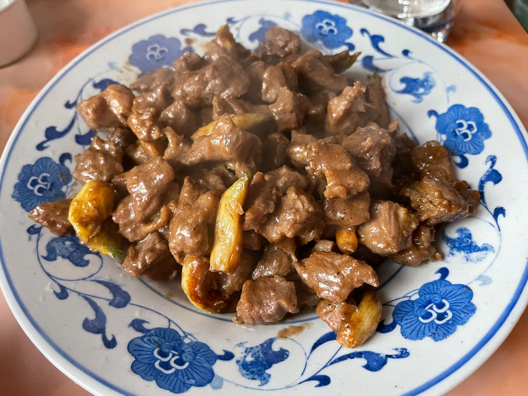 好吃到舔盘的蒜香黑椒牛肉粒