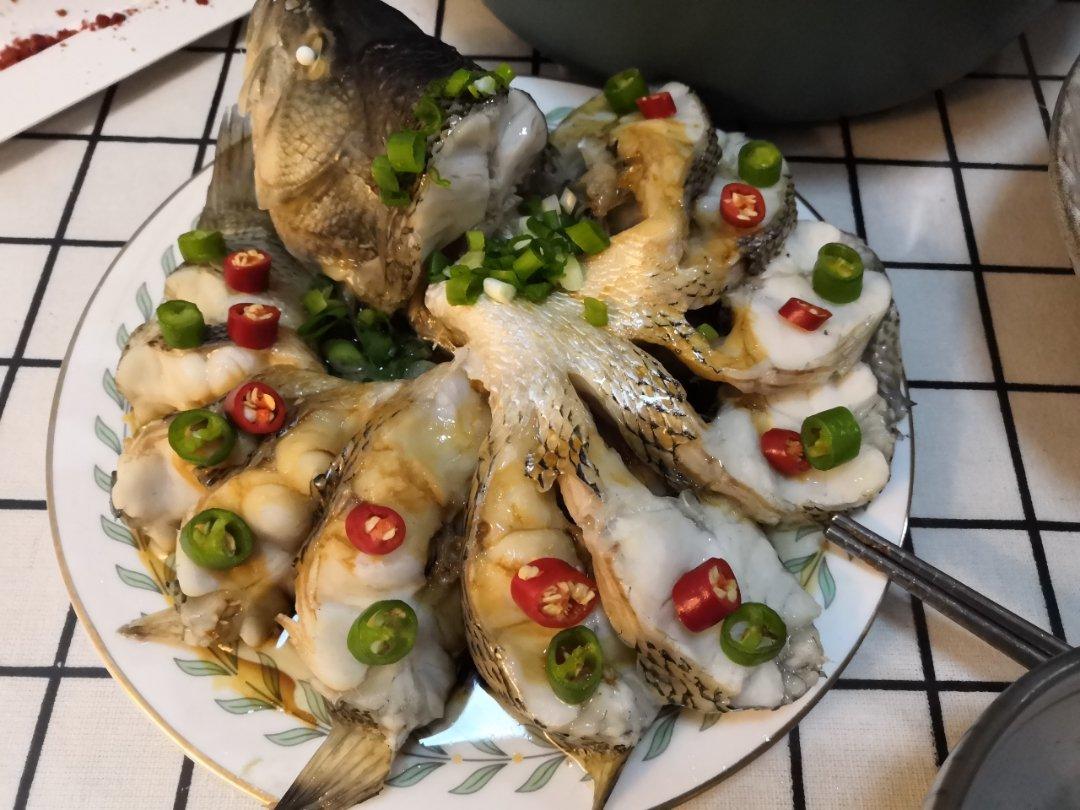 清蒸开屏鲈鱼