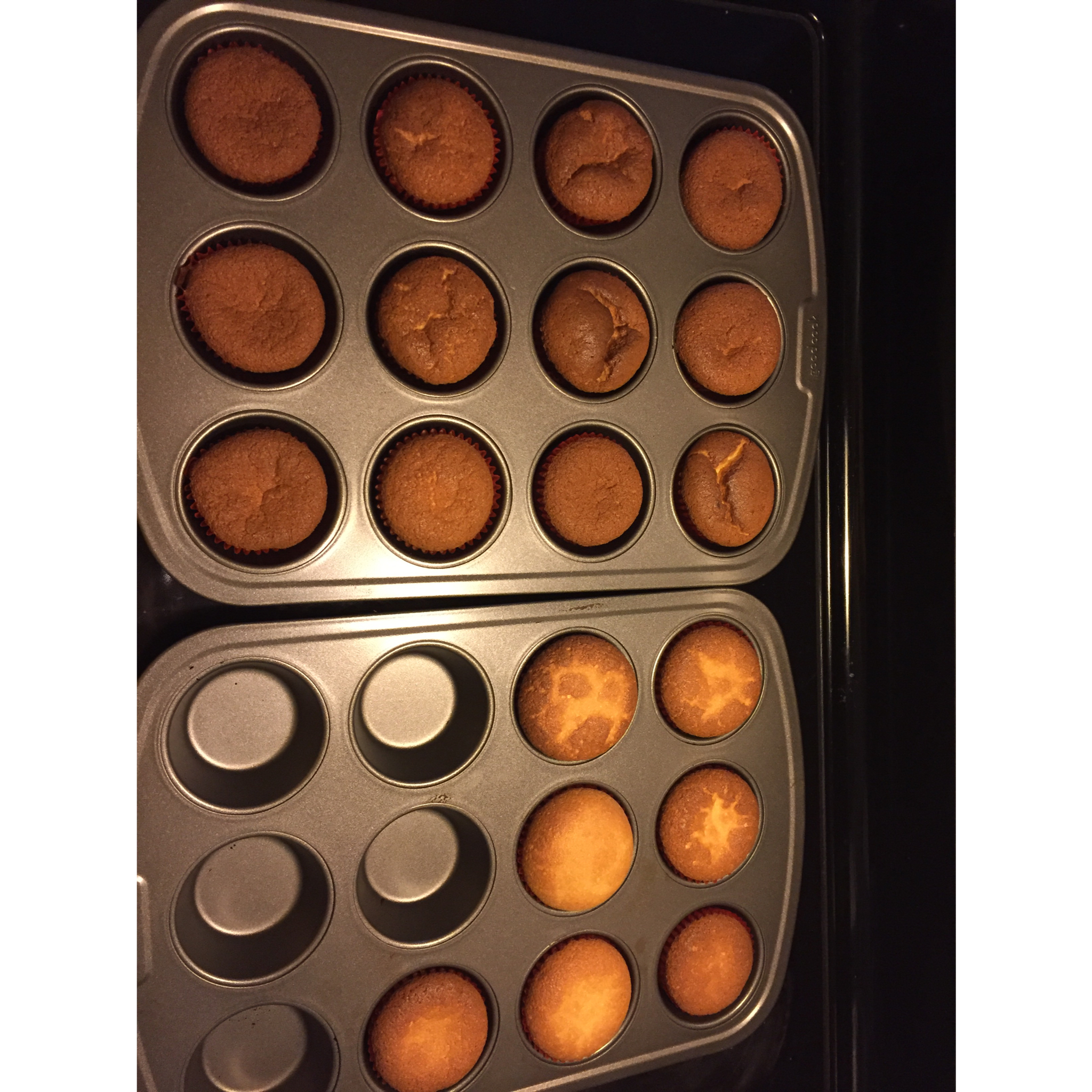 消耗淡奶油之作——淡奶油小蛋糕