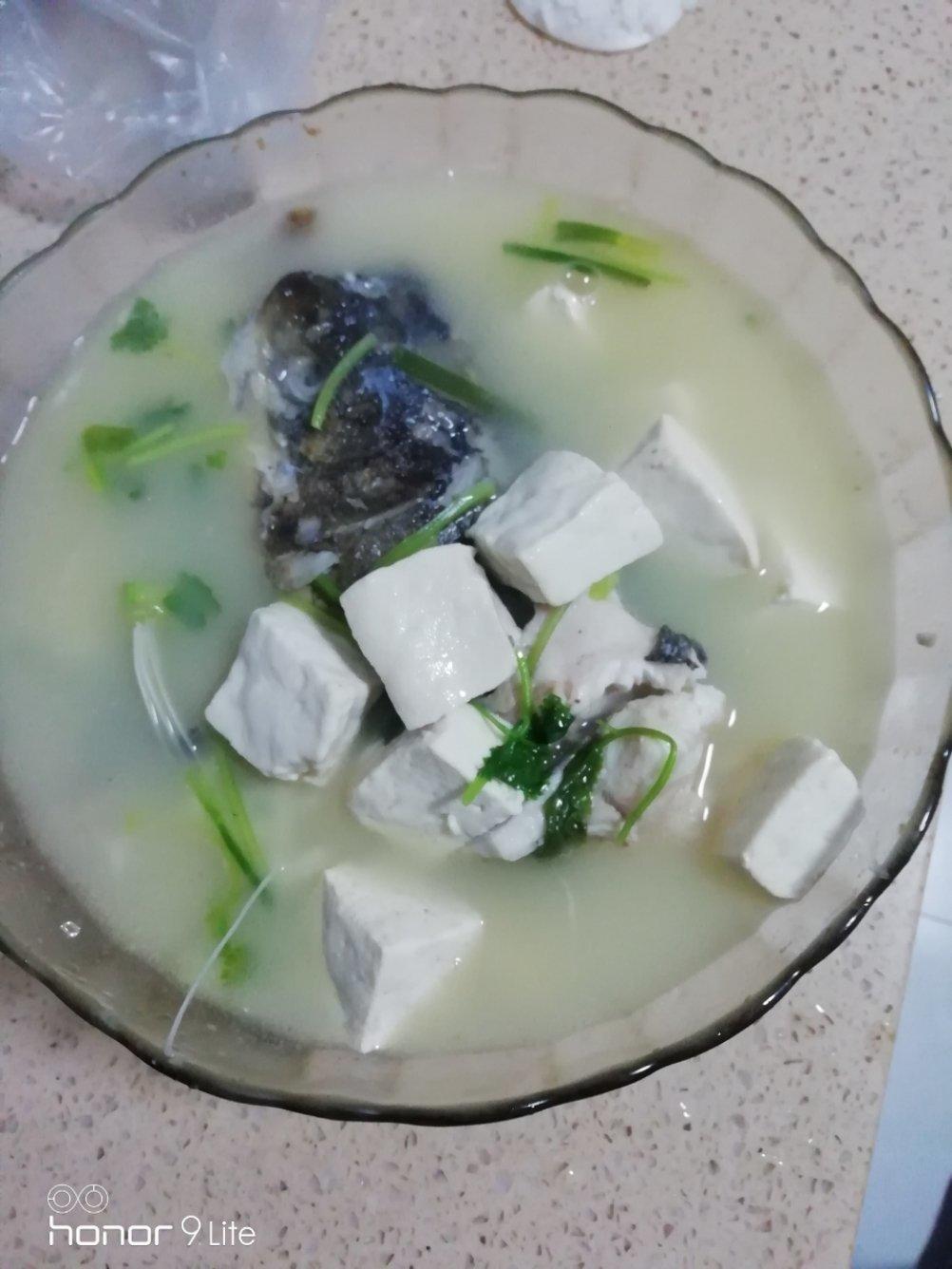 豆腐鱼头汤