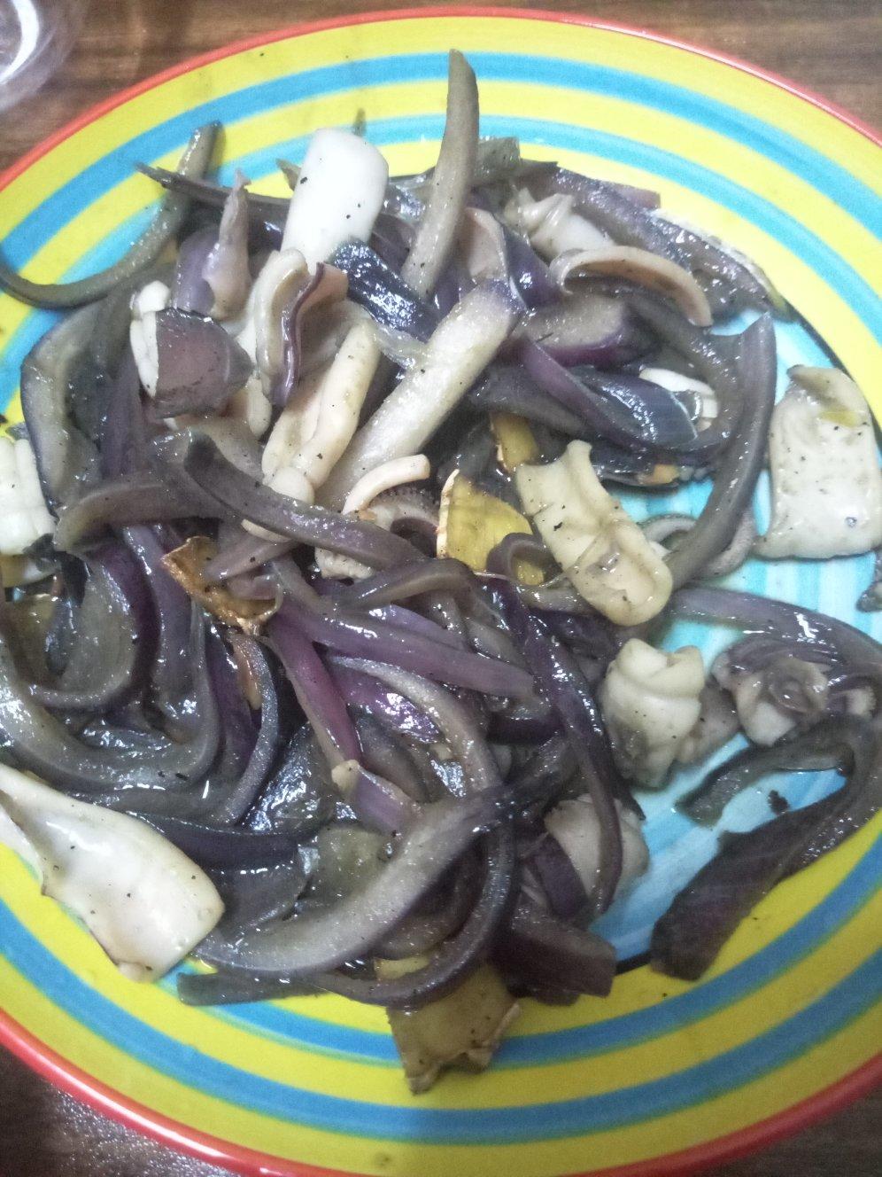 洋葱爆炒鱿鱼
