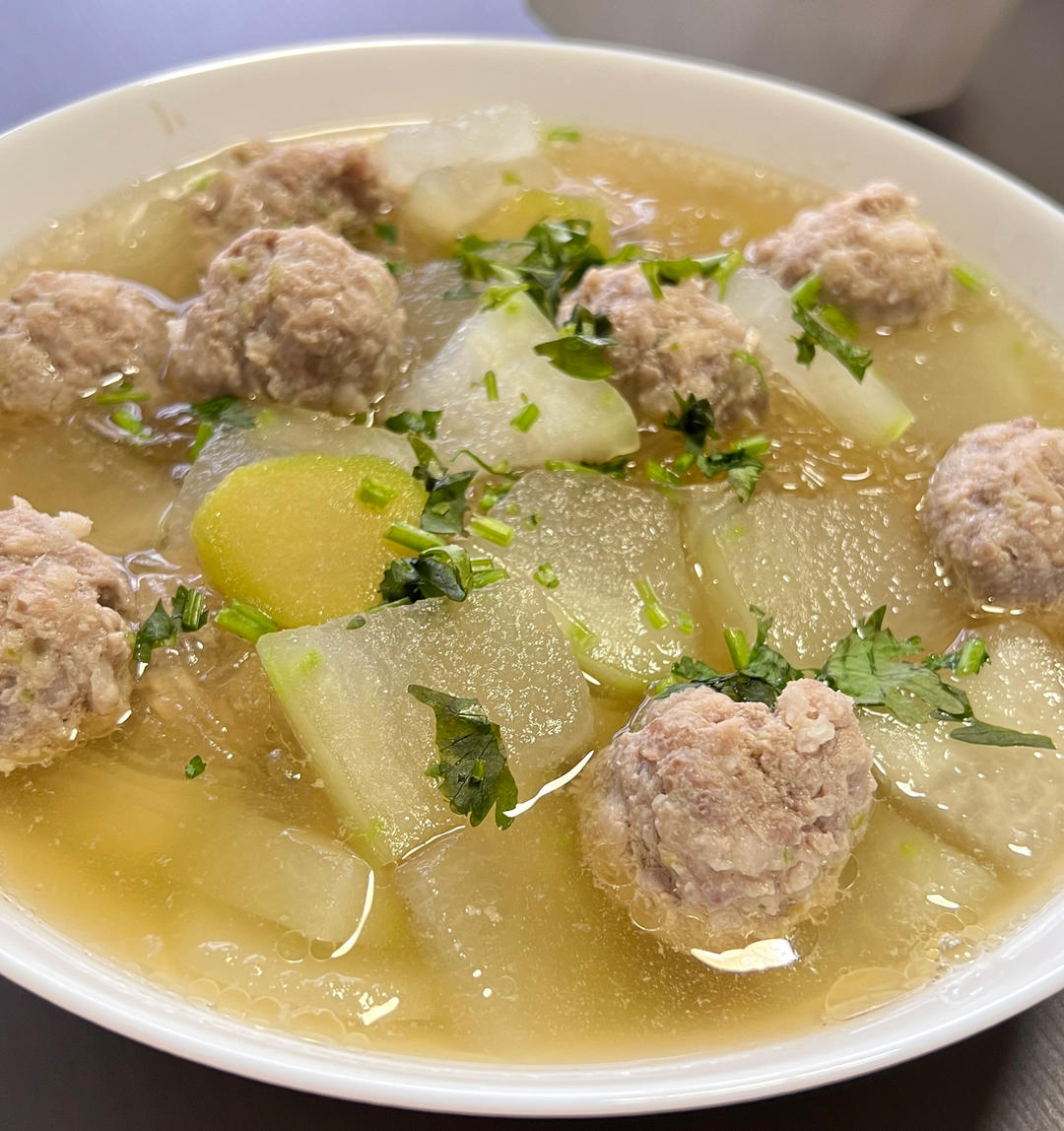 夏天不可错过的家常味--冬瓜丸子汤