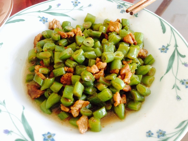 肉沫豆角下饭菜