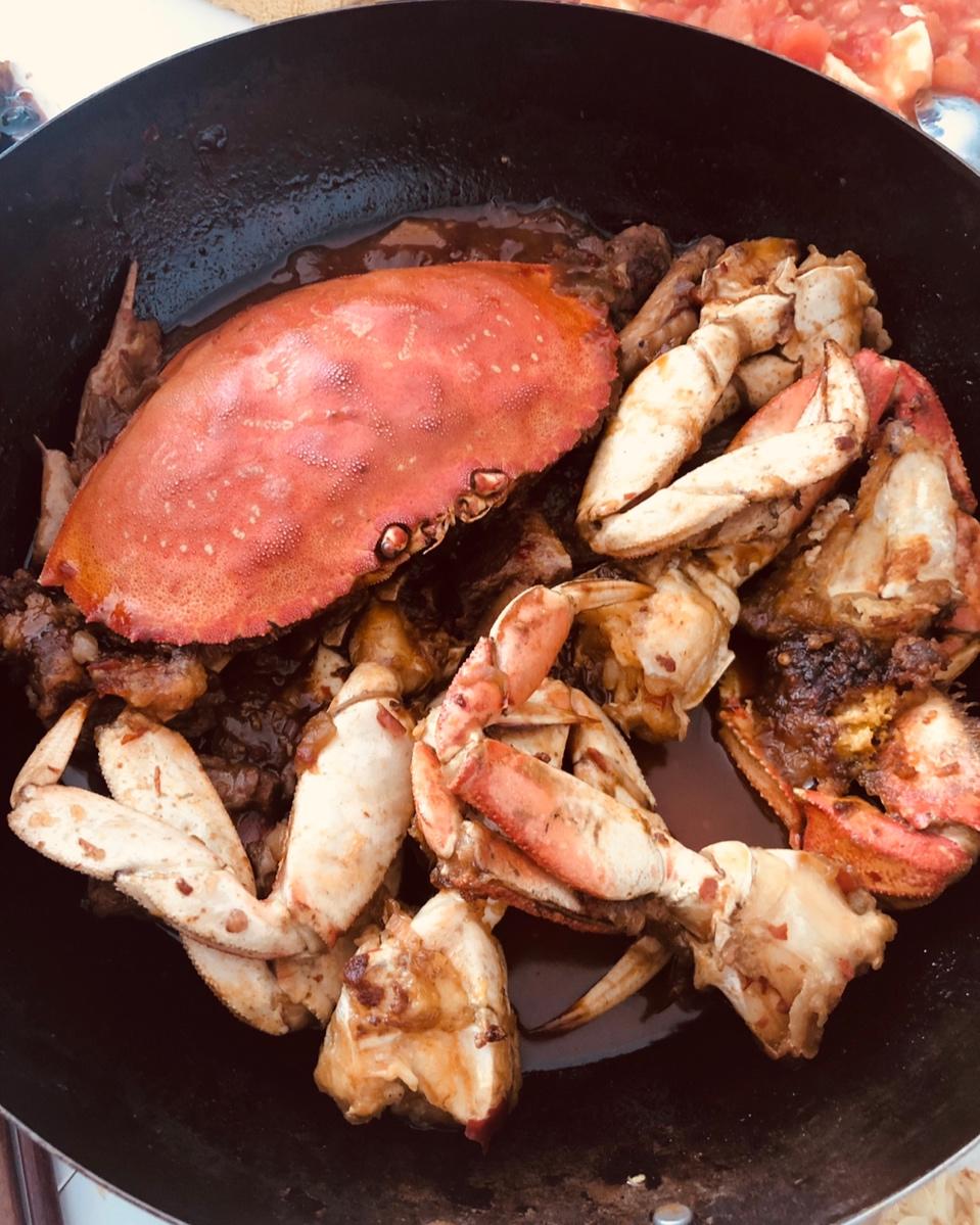 胖哥俩肉蟹煲