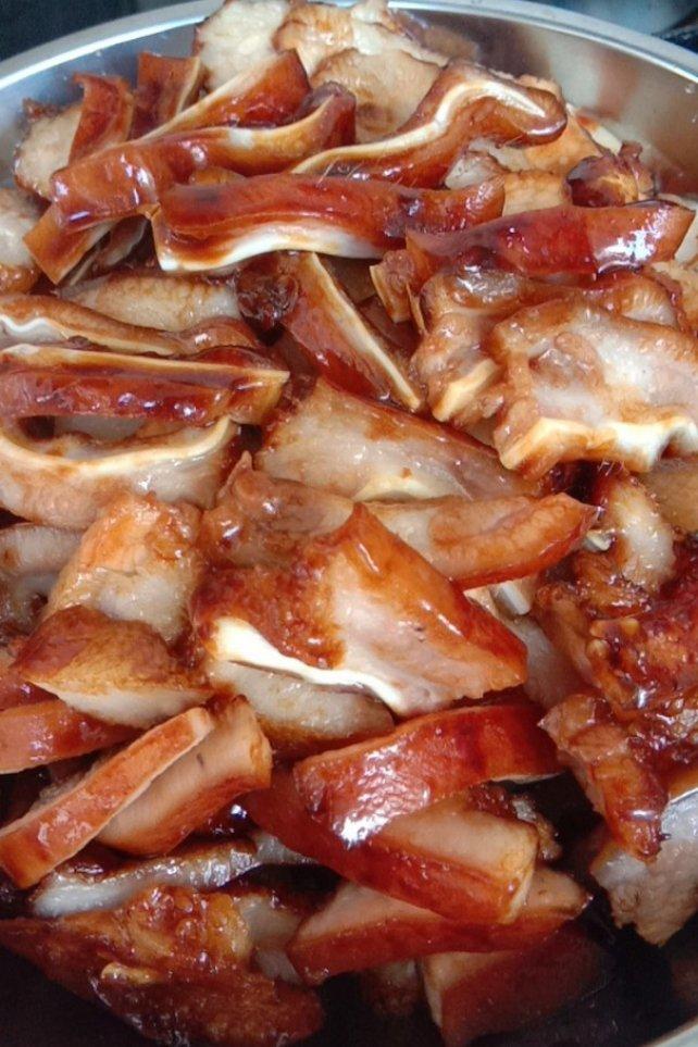 简单好吃的卤猪耳朵