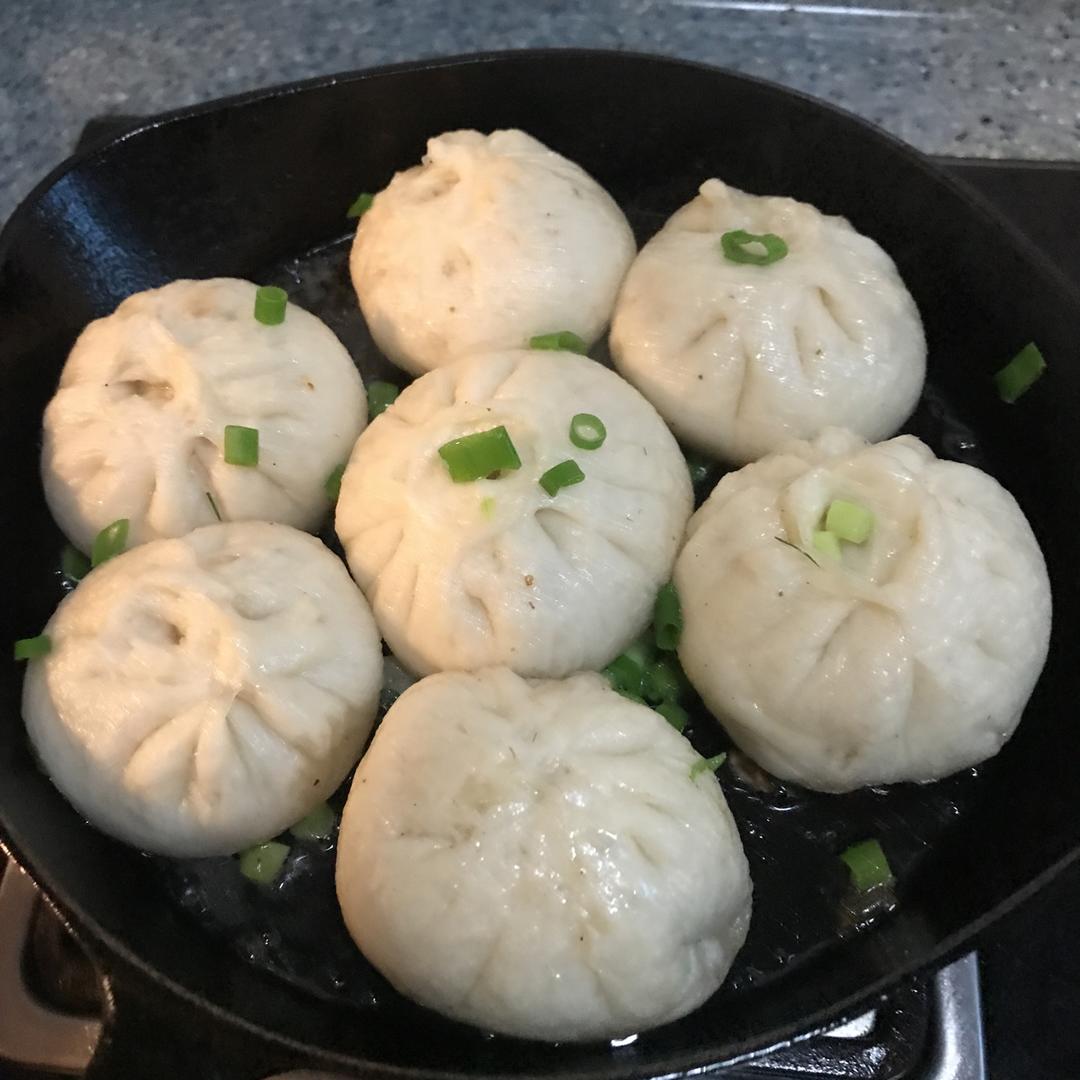 生煎包（新视频。猪肉韭菜莲藕生煎包）